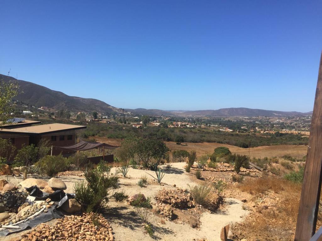Suites Nativo - Beautiful Vineyard & Valley View บาเย เด กัวลาลูเป ภายนอก รูปภาพ